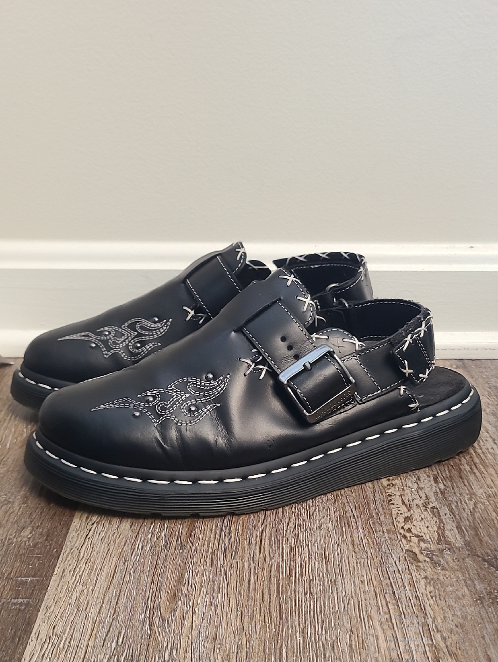 Dr Martens Jorge Gothic Americana Clogs Sandals